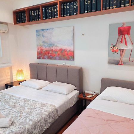 Lovely Apartment In Athens Center Exteriör bild
