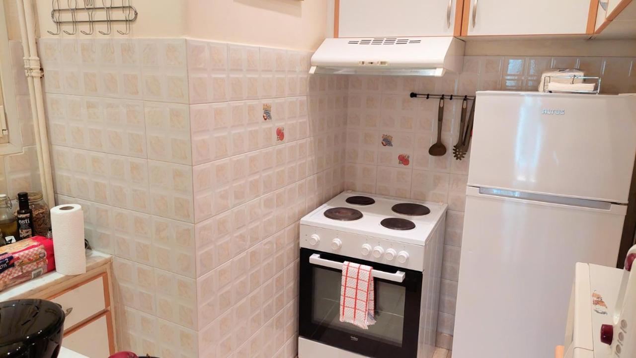 Lovely Apartment In Athens Center Exteriör bild