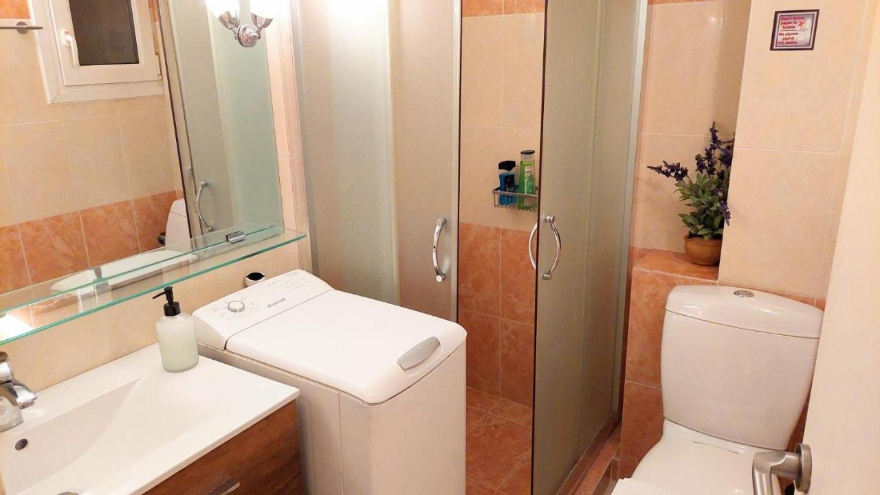 Lovely Apartment In Athens Center Exteriör bild